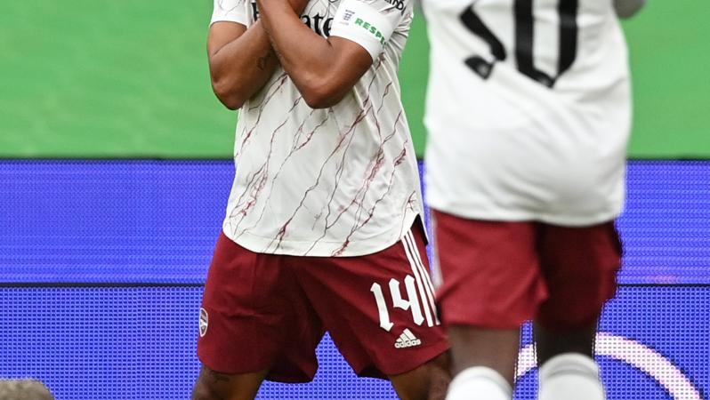 Aubameyang Goal vs Liverpool and Celebration