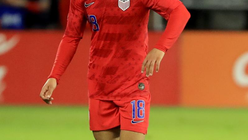 Why Sergino Dest Chose Barcelona