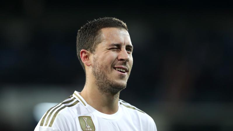 Eden Hazard Fakes Injury