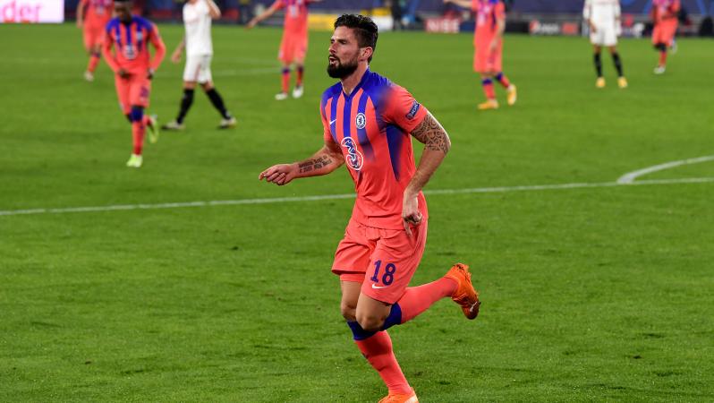 Giroud goals vs Sevilla