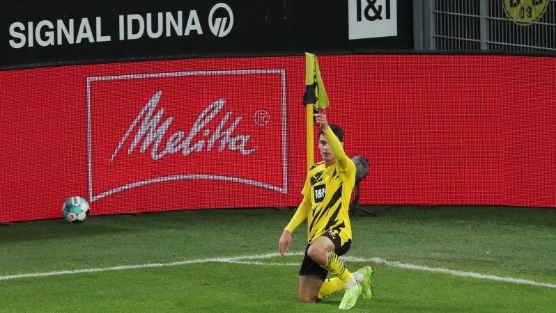 Gio Reyna Goal vs Stuttgart