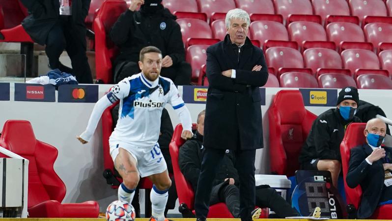 Pelea Papu Gómez y Gian Piero Gasperini