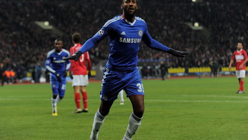 Nicolas Anelka returns to soccer