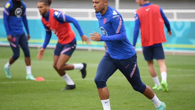 Jadon Sancho Transfer Fee to Manchester United