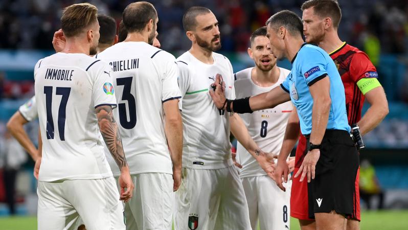 Italy Time Wasting vs Belgium