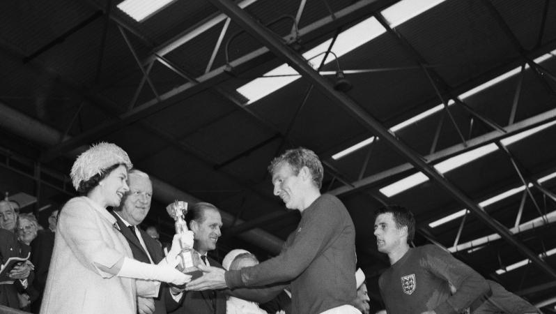 Queen Elizabeth England Soccer Team