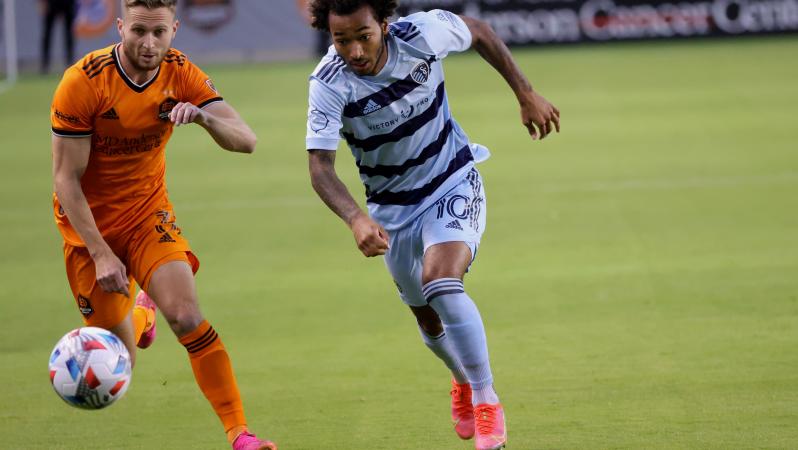 Gianluca Busio To Venice Transfer Rumors Heat Up