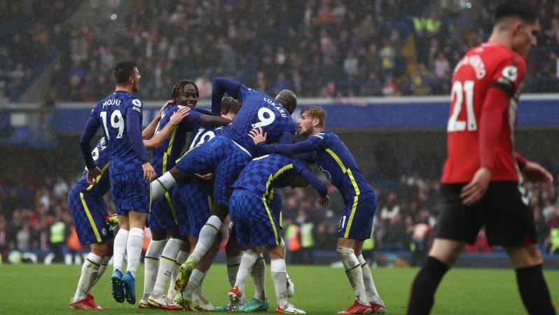 Chelsea Players Celebrate Chilwell Goal Vs Southampton