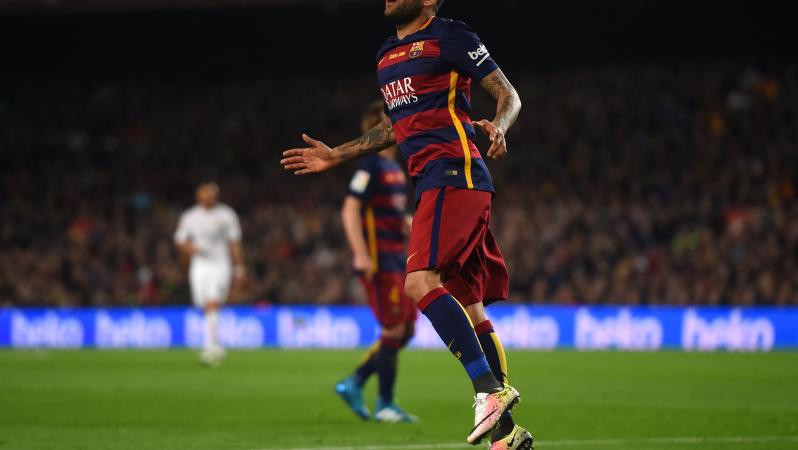 Dani Alves Barcelona Transfer Details