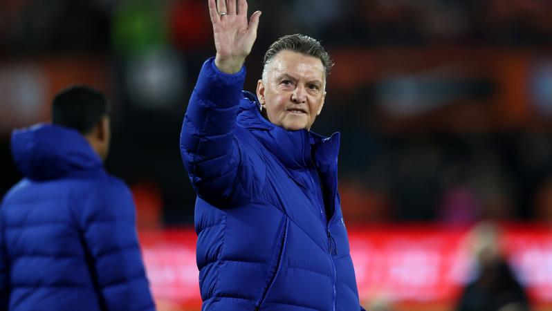 Louis van Gaal Bike Accident