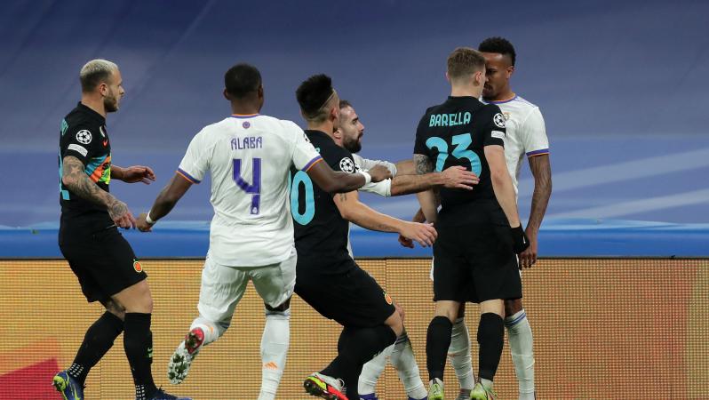 Barella Red Card vs Real Madrid