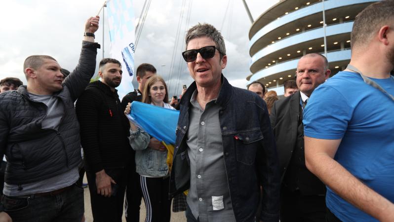 Noel Gallagher Headbutted