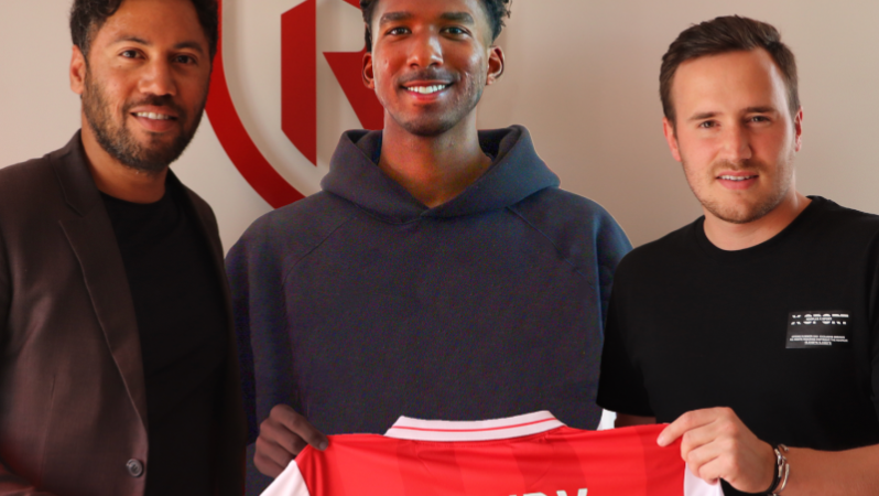 Kobi Henry Transfer