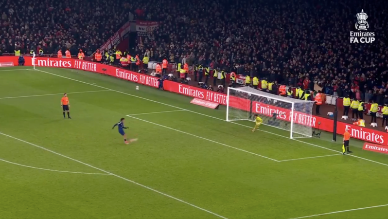 Joshua Zirkzee penalty