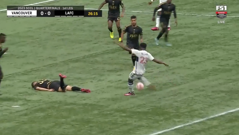 Aaron Long block vs. Vancouver 