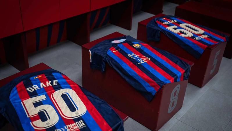 Drake's OVO owl on Barcelona jersey.