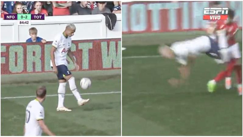 Richarlison juggling