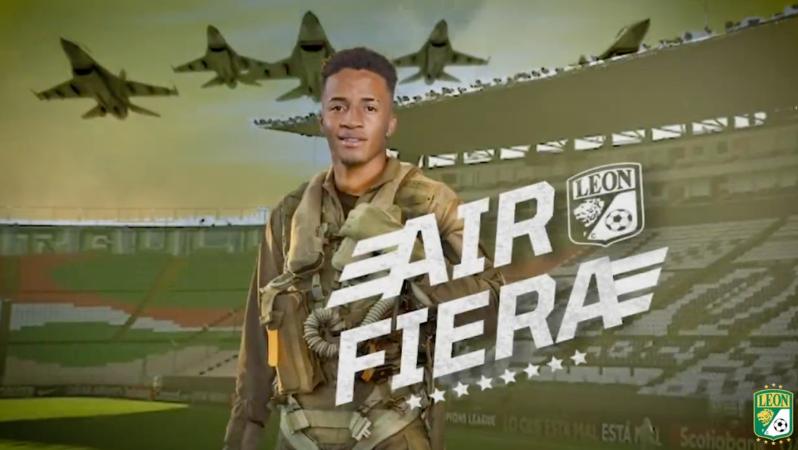 Byron Castillo es presentado como refuerzo de León