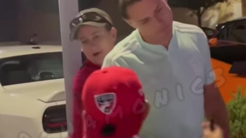 Chicharito denies photo and autograph