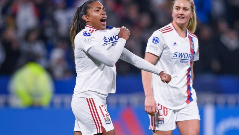 Catarina Macario And Lindsey Horan 