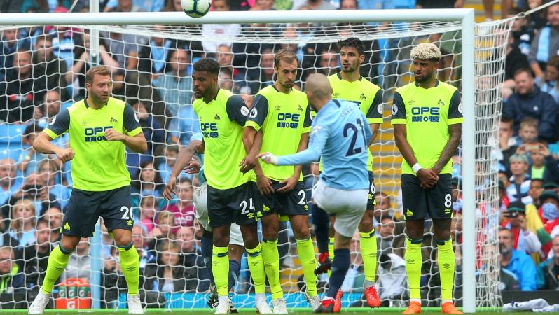 David Silva free kick vs Huddersfield