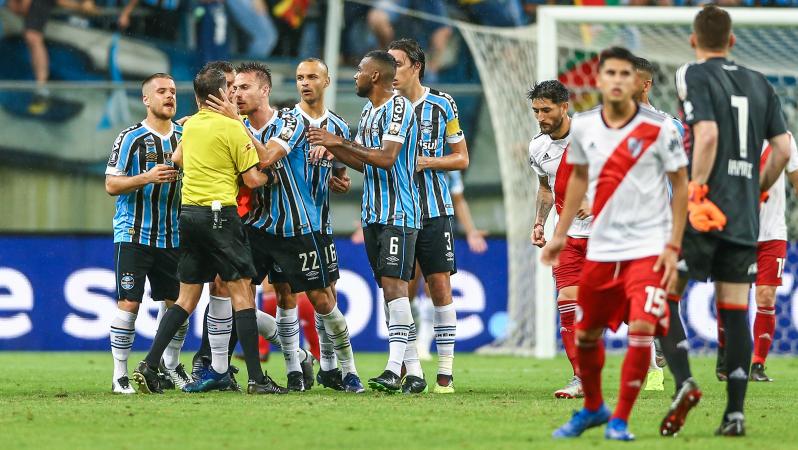 River Plate vs Gremio highlights