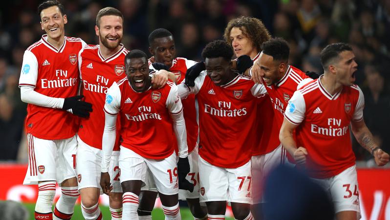 Bukayo Saka nutmeg vs Newcastle