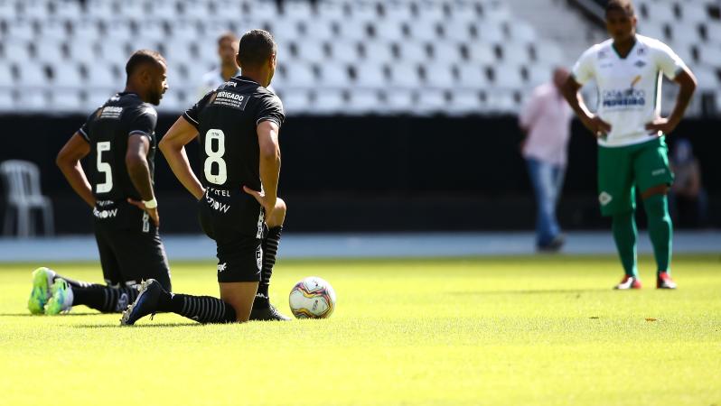 Botafogo protests the Rio restart