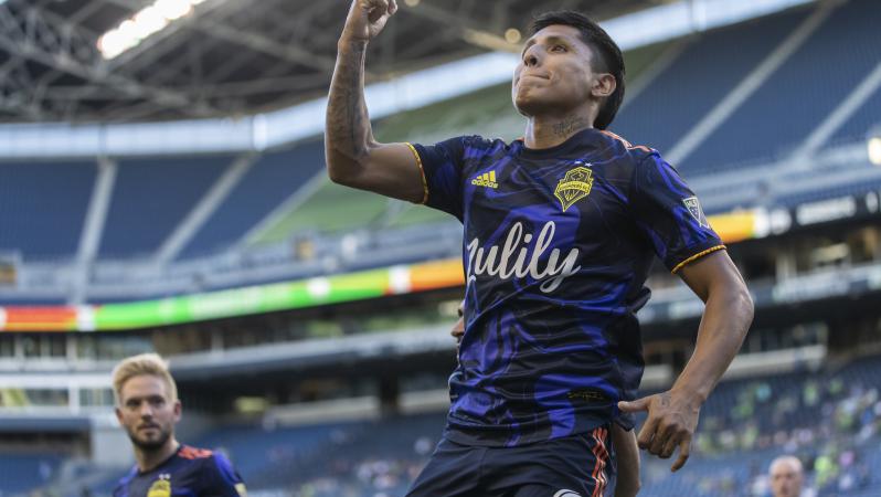 Seattle 6 Portland 2