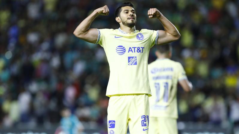 Henry Martín celebra gol vs Pachuca