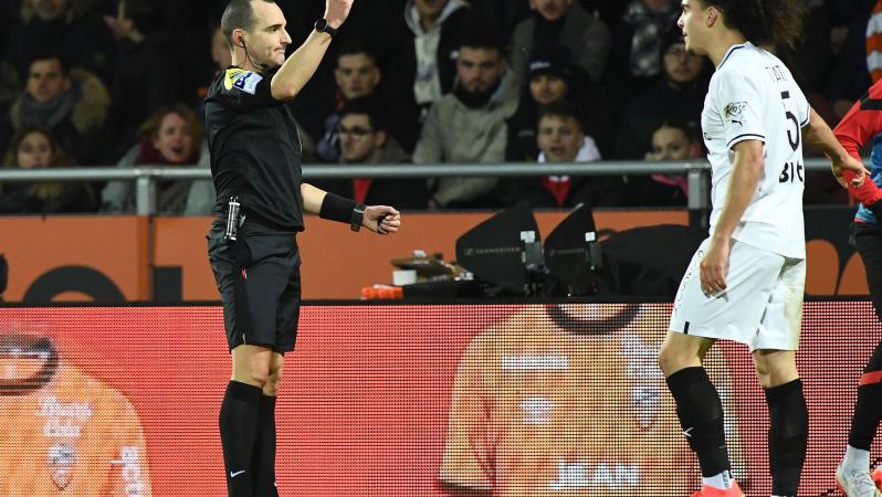 Must-see video of mic'd up referee from Ligue 1 reminds fans that officials are people too