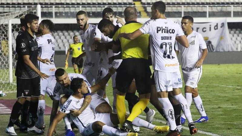 Santos vs LDU Quito