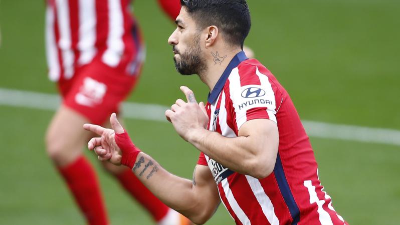 Luis Suarez free kick vs Cadiz