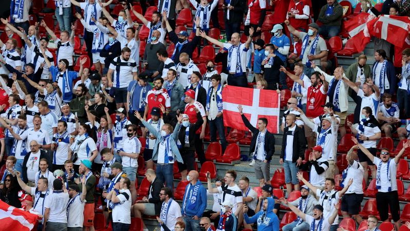 Finland Denmark Fans Rally Behind Eriksen