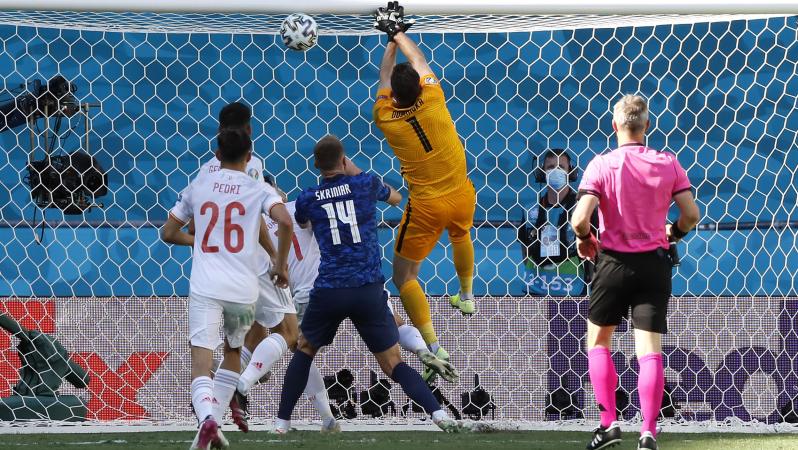 Martin Dubravka own goal vs Spain