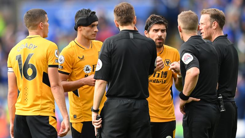 Raúl Jiménez vs Leicester City