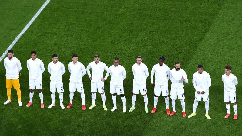 Brothers in same football team