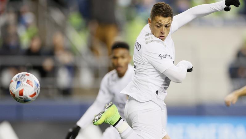 Gol de Chicharito vs Seattle