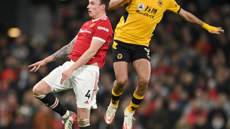 Phil Jones starts for Manchester United