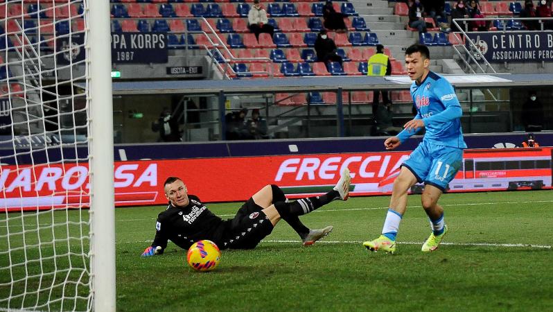 Goles de Chucky Lozano vs Bologna
