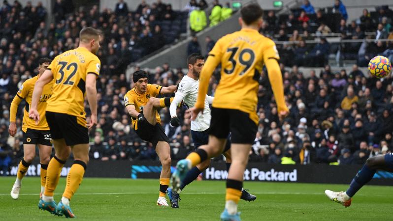Raul Jimenez goal vs Spurs