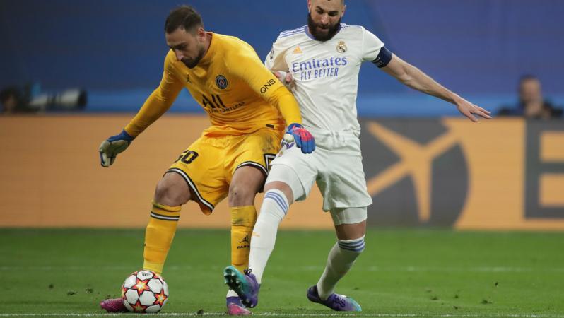 Benzema foul on Donnarumma