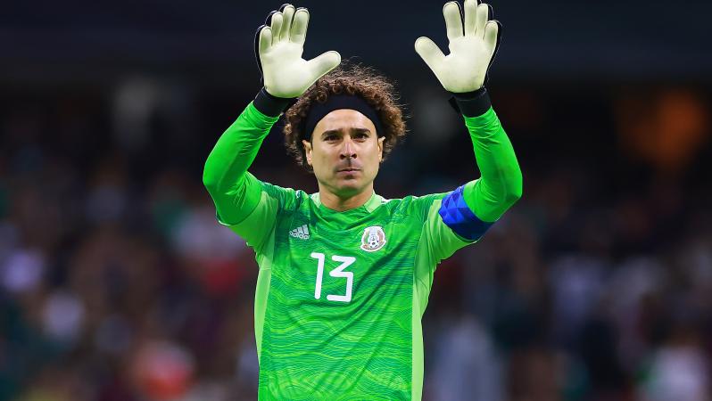 Atajadas de Memo Ochoa vs Estados Unidos
