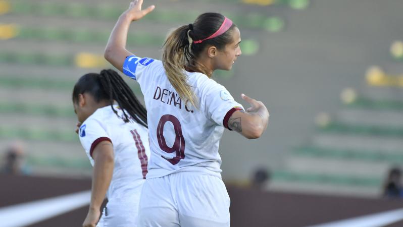 Deyna Castellanos celebrates a goal