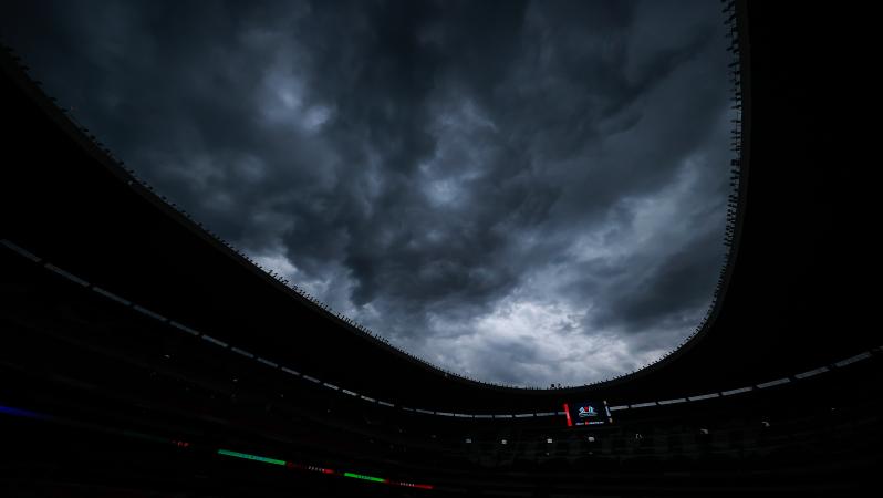 Aficionados desalojados por grito homofóbico