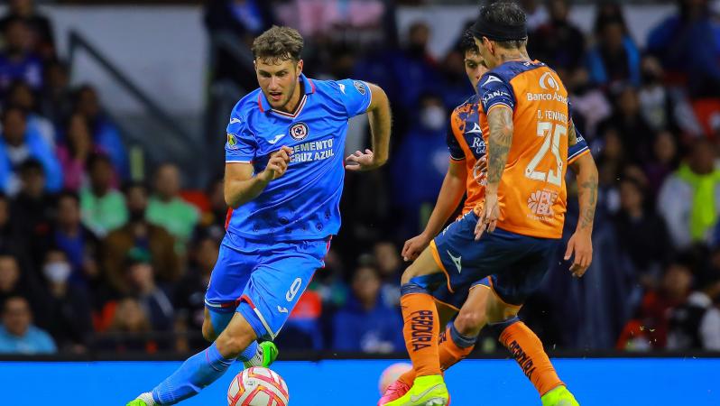 Goles de Santi Giménez vs Puebla