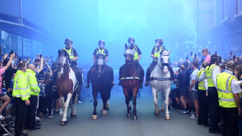 English soccer fans arrested 