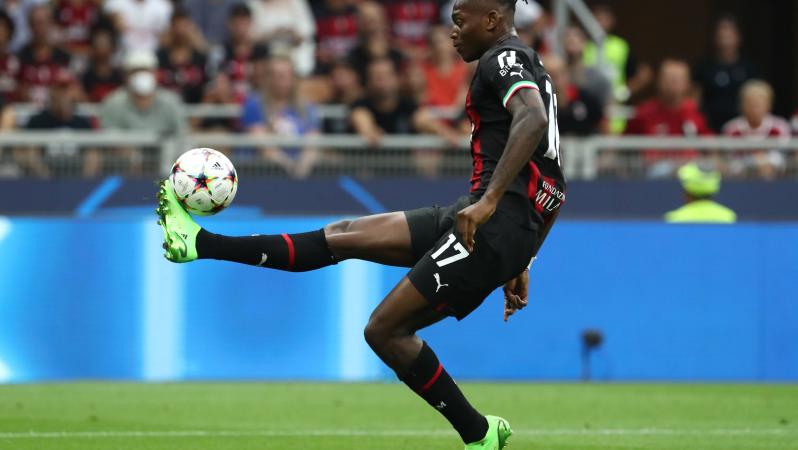 Rafael Leao stepover