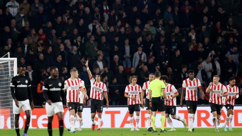 Gol de Erick Gutiérrez