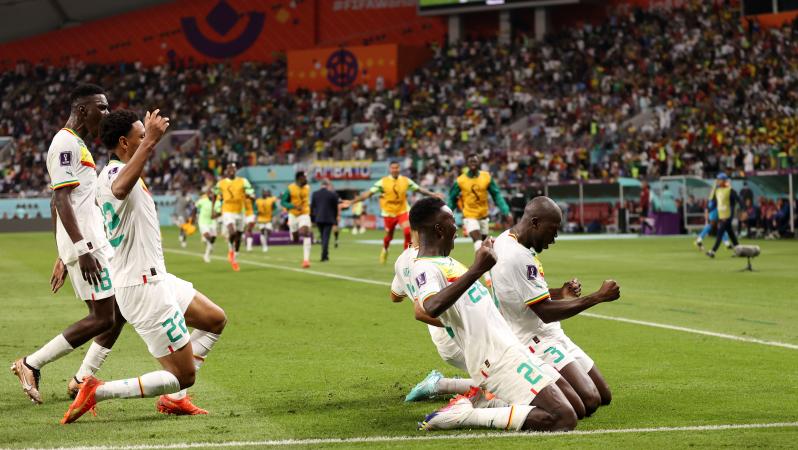 Senegal advances to round of 16